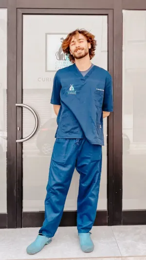 Non solo competenze, ma empatia e dedizione: scopri chi si prende cura ogni giorno del tuo animale nella clinica veterinaria di Ostuni.


